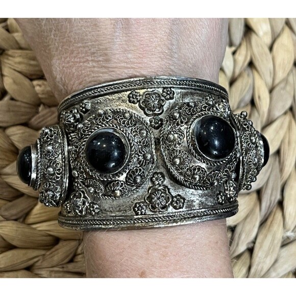 VTG Large Etruscan Revival Black Onyx Silver Plated Cuff Bracelet Renaissance - Picture 1 of 10